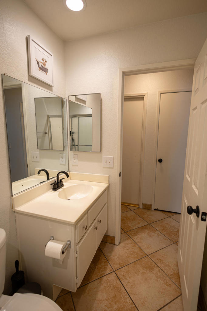 47800 Madison Street 37 Property Photo 11