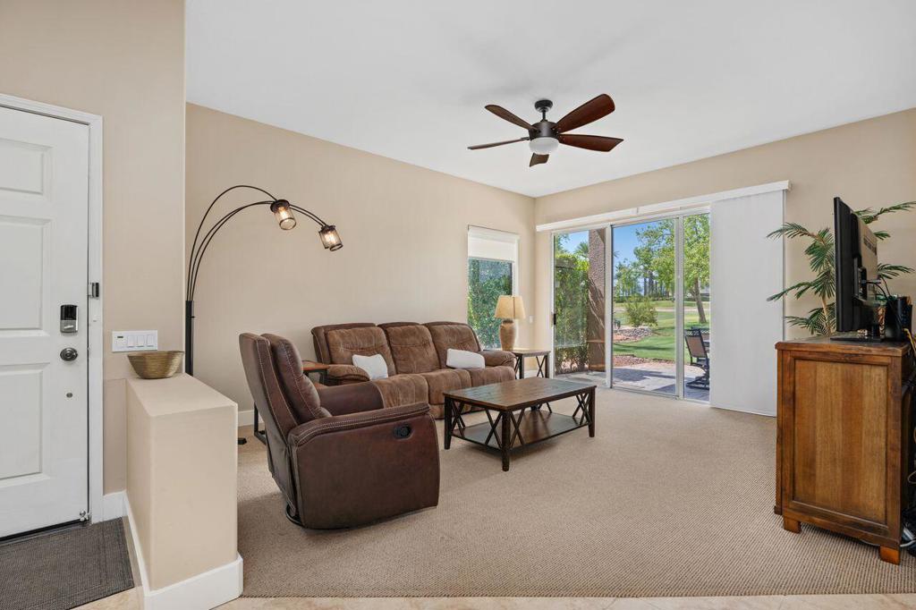 20 Pebble Beach Drive Property Photo 10