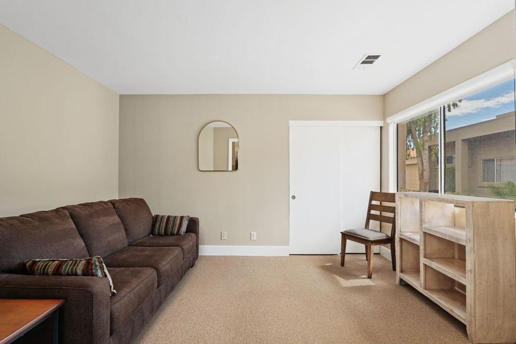 20 Pebble Beach Drive Property Photo 18