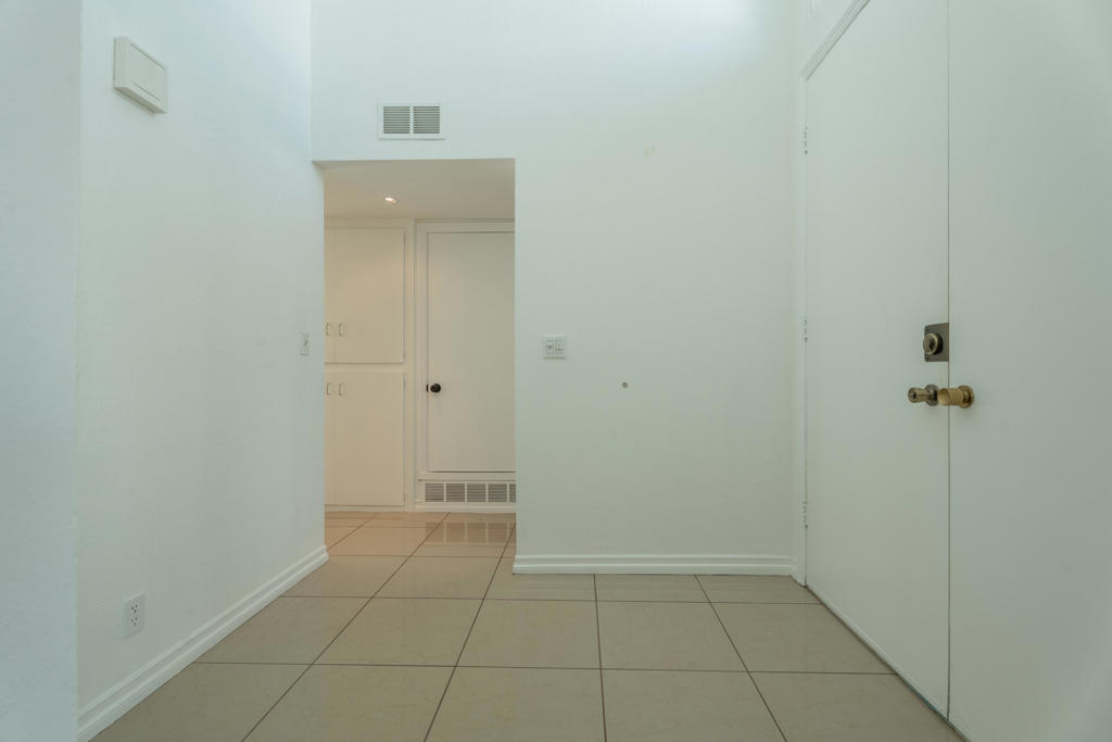 2518 S Sierra Madre Property Photo 10