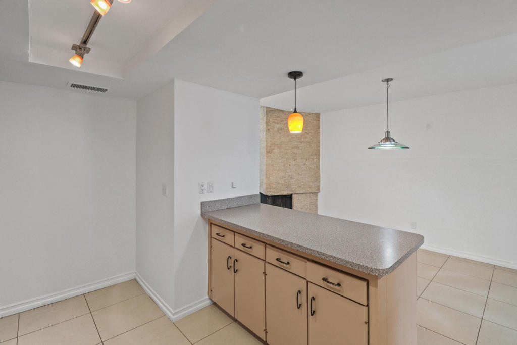 2518 S Sierra Madre Property Photo 17