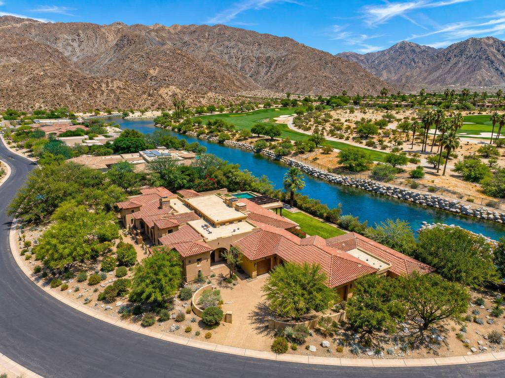 74293 Desert Arroyo Trail Property Photo 4