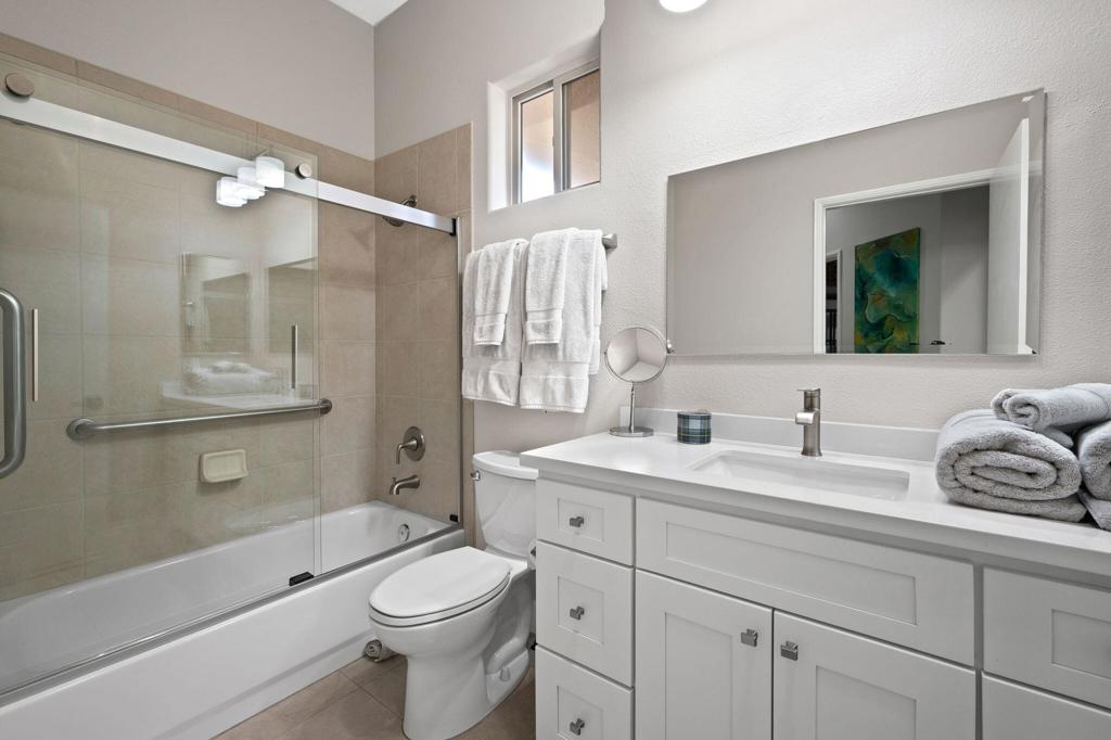 105 N Kavenish Drive Property Photo 19