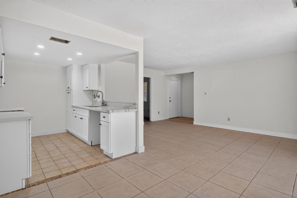 32450 Desert Vista Road Property Photo 9