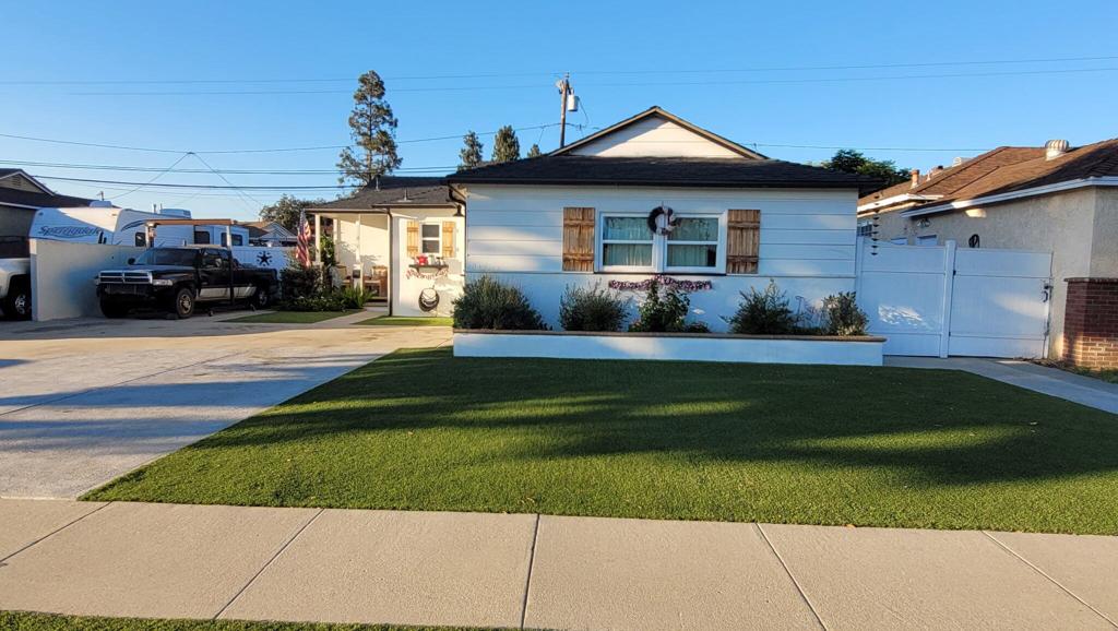 13821 Mulberry Drive Property Photo 1