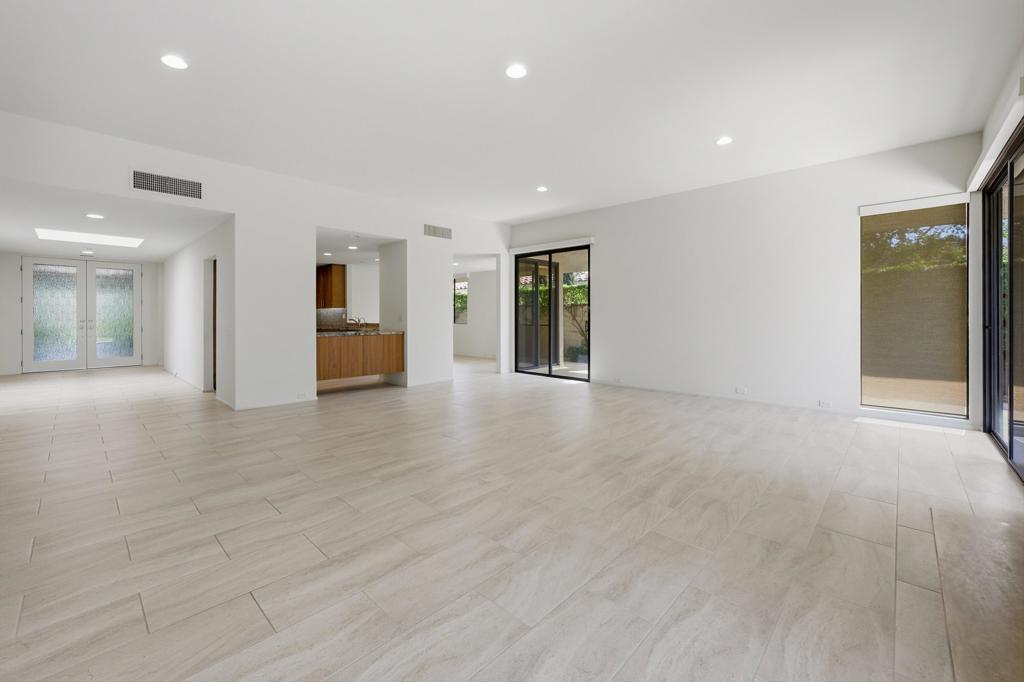28 Princeton Drive Property Photo 9