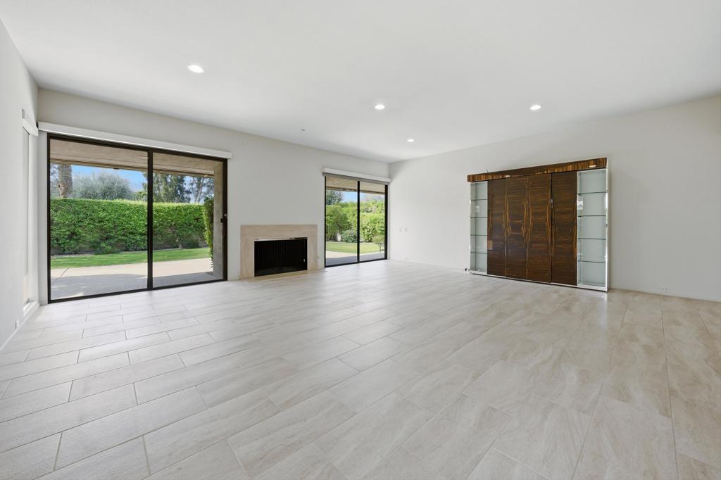 28 Princeton Drive Property Photo 10