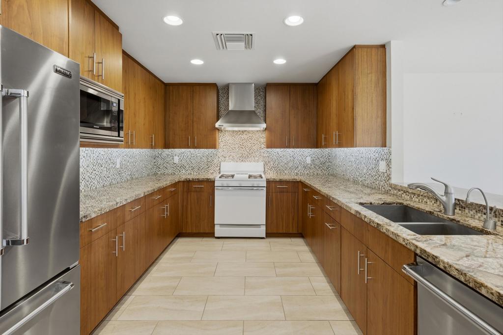 28 Princeton Drive Property Photo 14