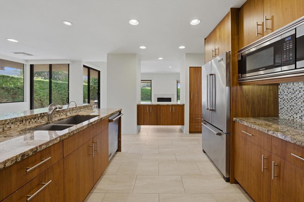 28 Princeton Drive Property Photo 15