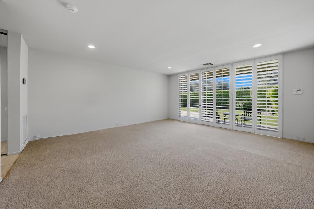 28 Princeton Drive Property Photo 17
