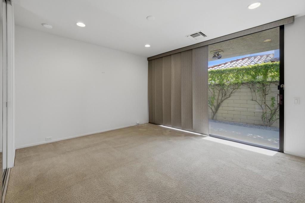 28 Princeton Drive Property Photo 24