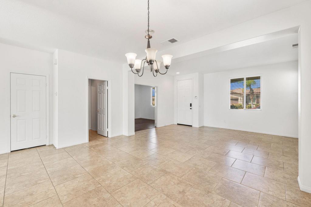 40376 Padova Drive Property Photo 8
