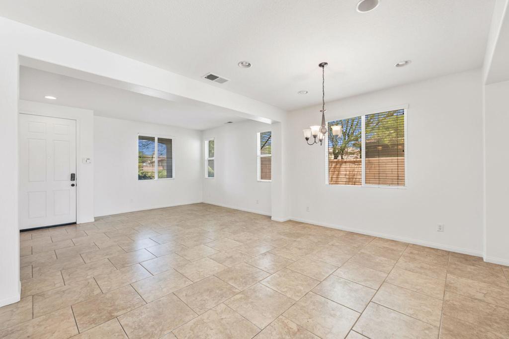 40376 Padova Drive Property Photo 9