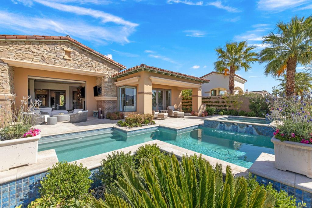 75741 Via Stia Property Photo 37