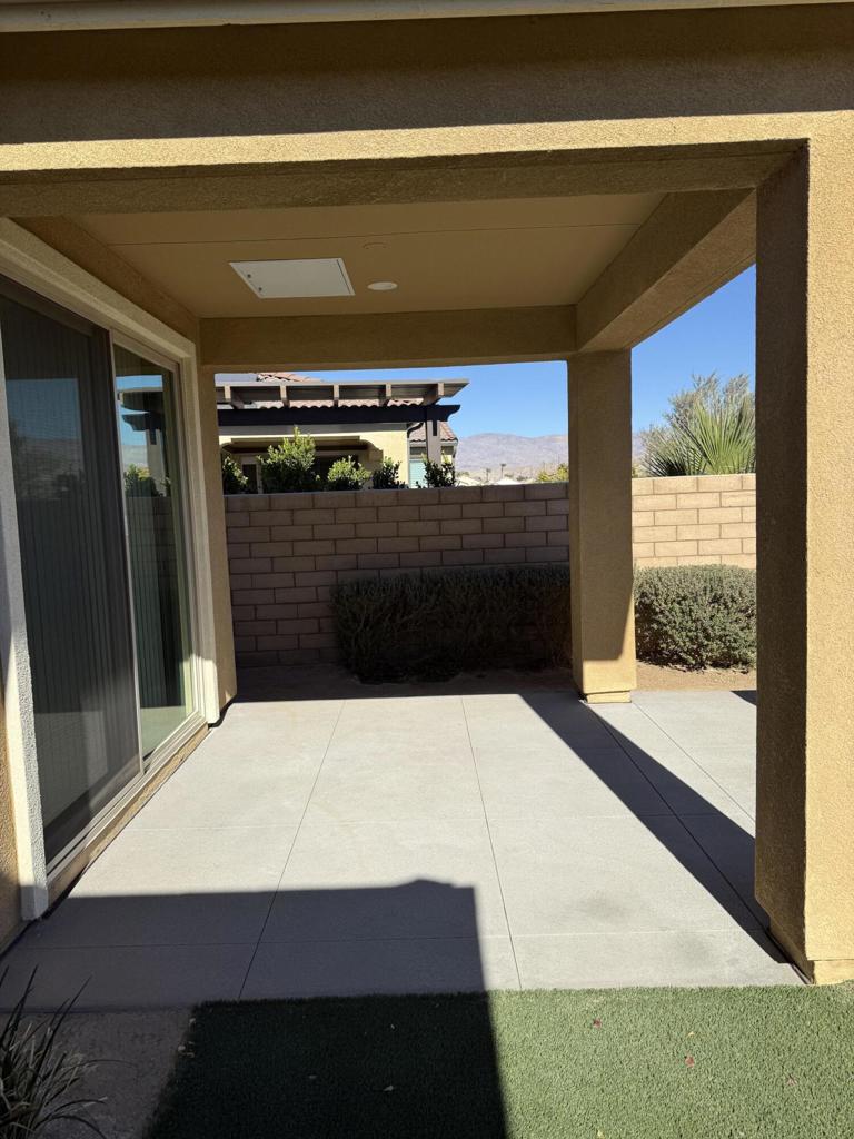 39912 Felicita Parkway Property Photo 25