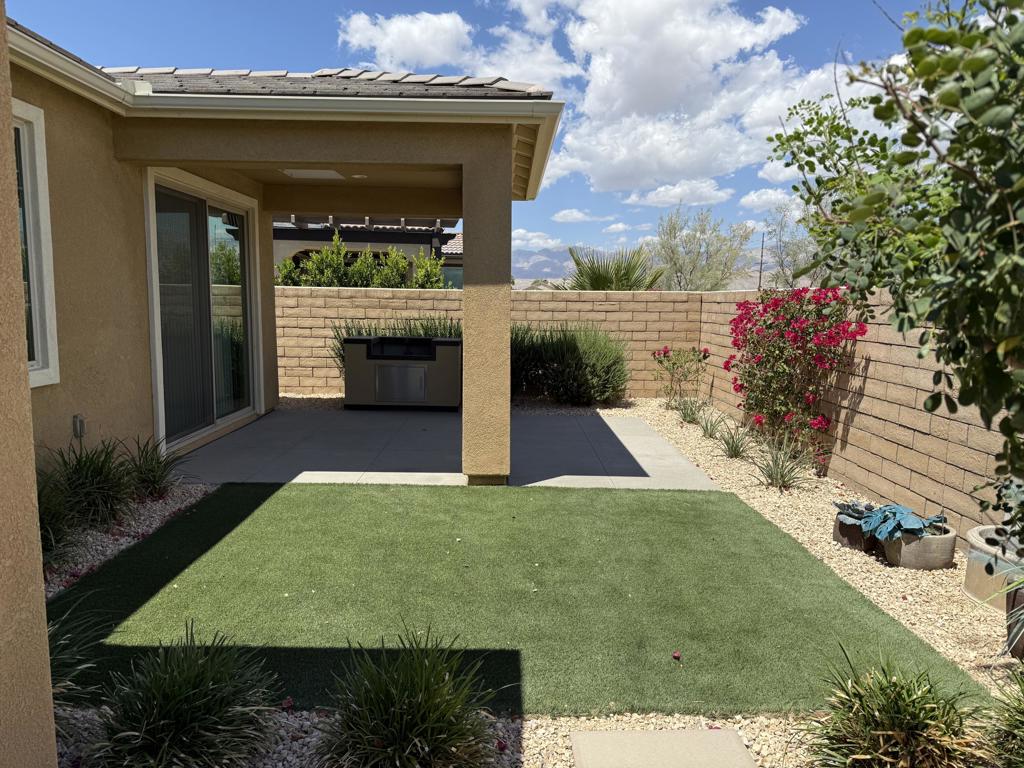 39912 Felicita Parkway Property Photo 29