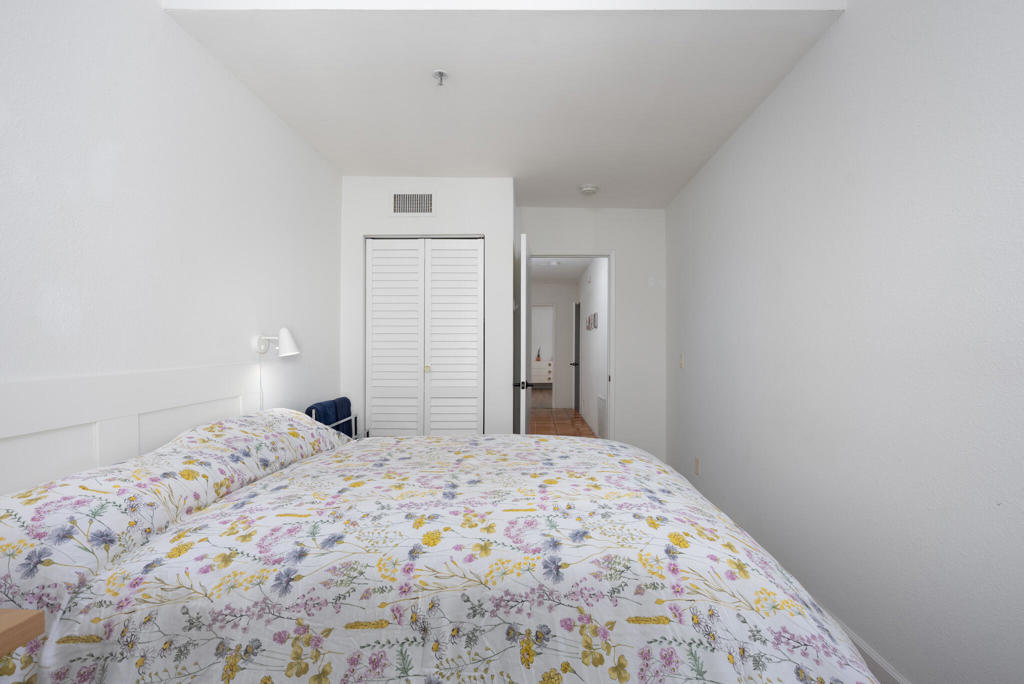 280 S Avenida Caballeros 214 Property Photo 12