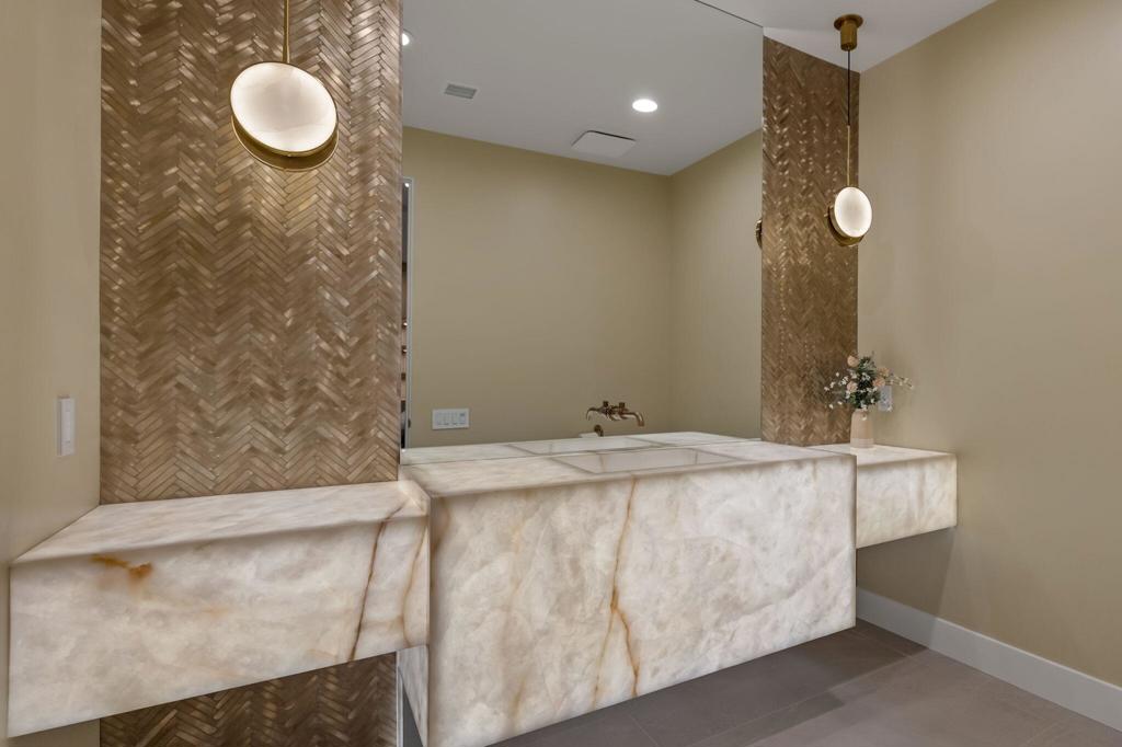 75650 Altamira Drive Property Photo 19