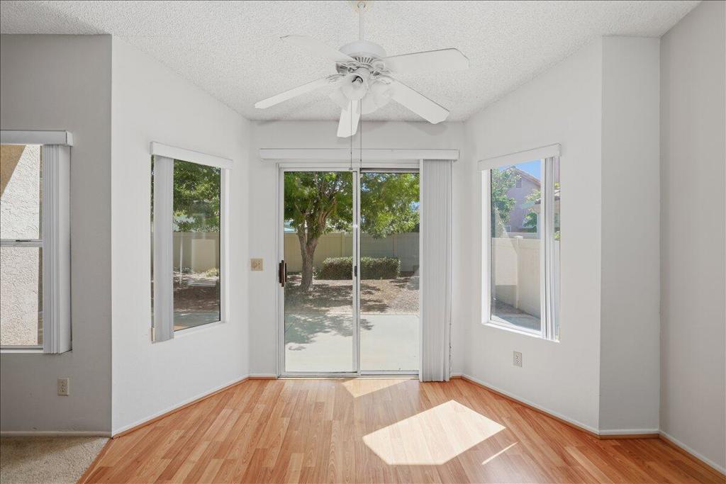 5345 W Plain Field Drive Property Photo 18