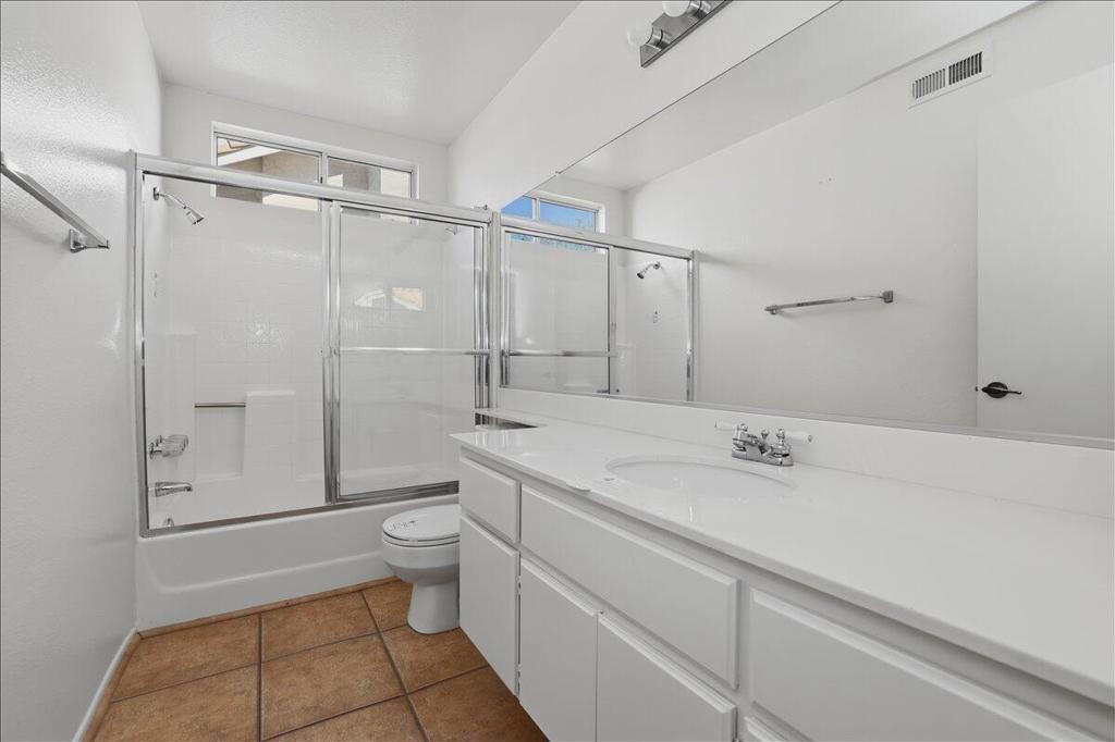 5345 W Plain Field Drive Property Photo 21