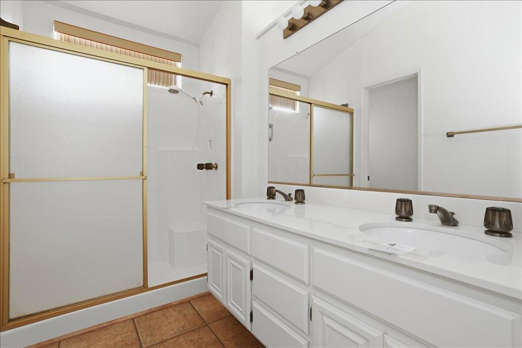 5345 W Plain Field Drive Property Photo 27