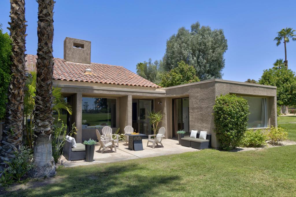 552 Desert West Drive Property Photo 32