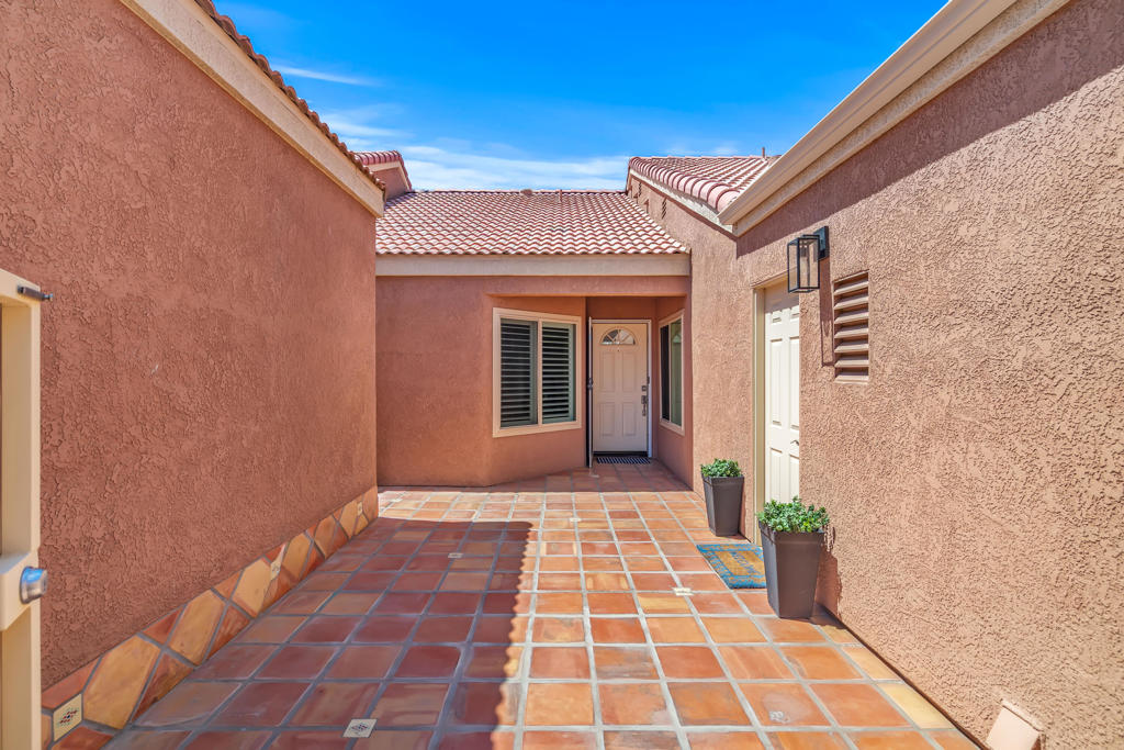 76900 Ascalon Avenue Property Photo 3