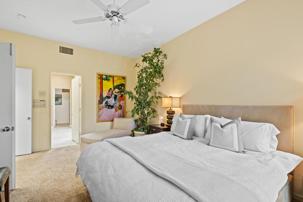 461 Desert Holly Drive Property Photo 10