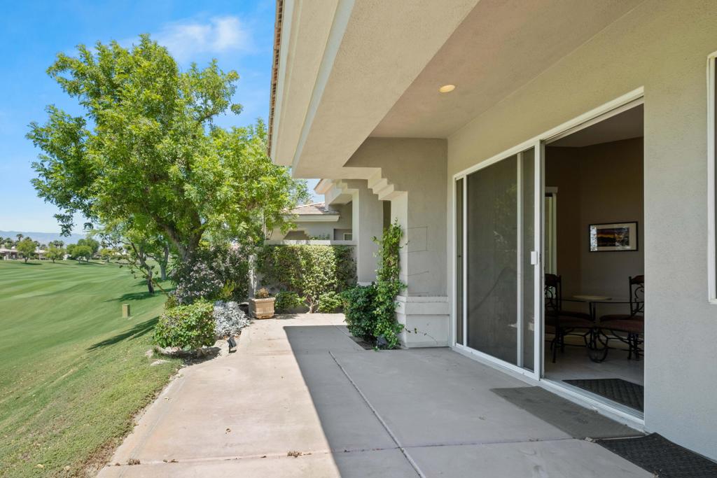461 Desert Holly Drive Property Photo 23