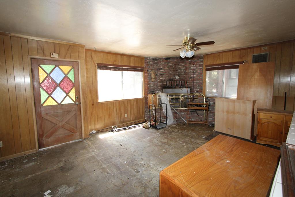 346 Victoria Lane Property Photo 4