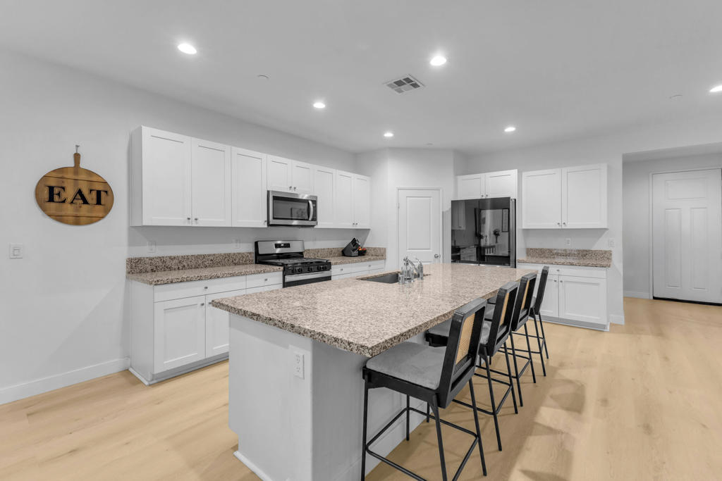 83920 Pyramid Ranch Drive Property Photo 7