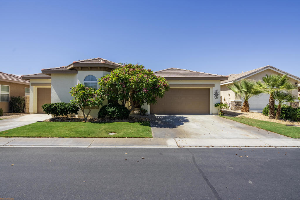 82620 Grant Drive Property Photo 1