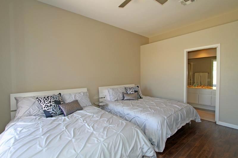 65 La Costa Drive Property Photo 16
