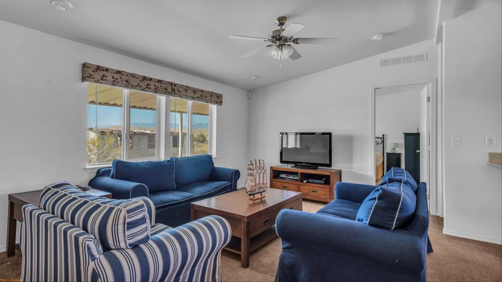 18815 Vee Bee Road Property Photo 3
