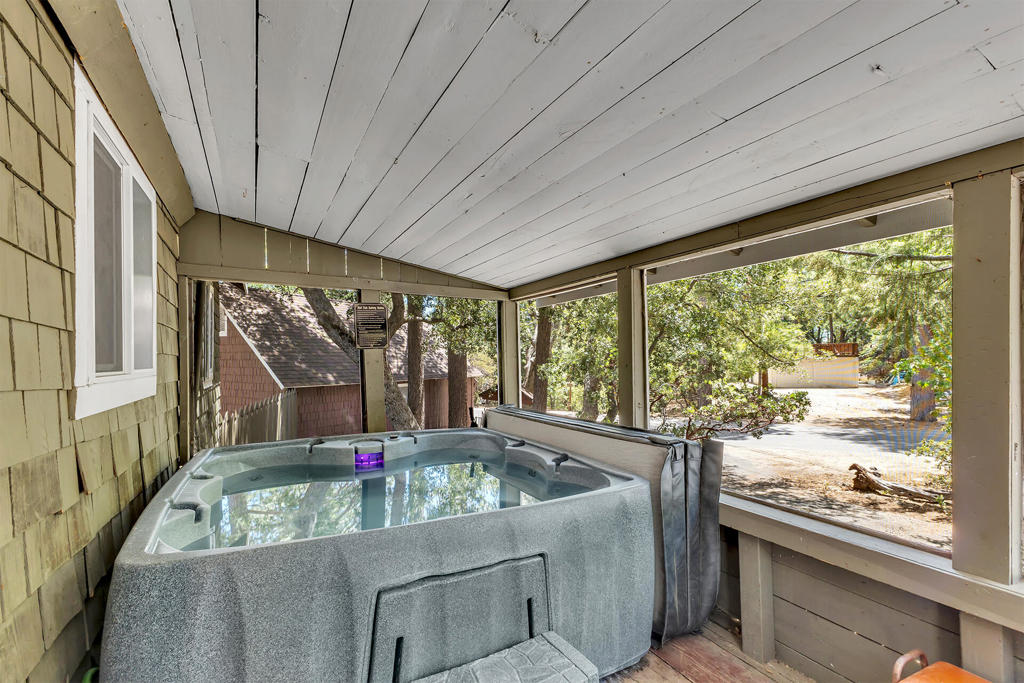 25325 Marion Ridge Drive Property Photo 18