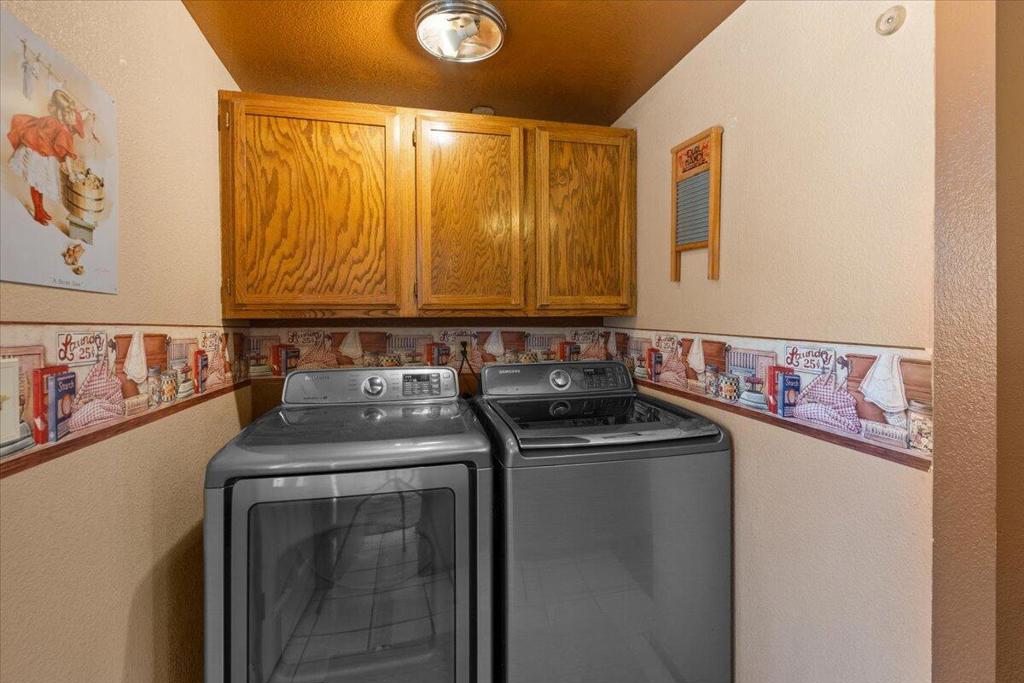 819 Holmes Lane Property Photo 22