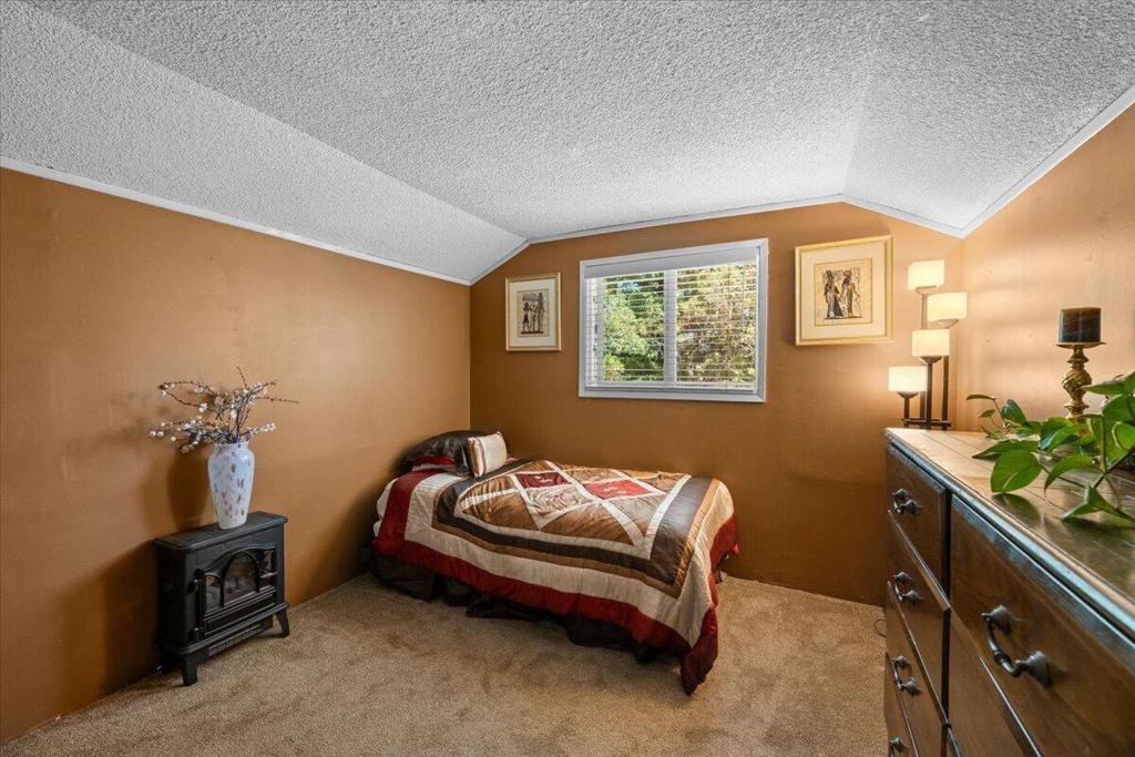 819 Holmes Lane Property Photo 31