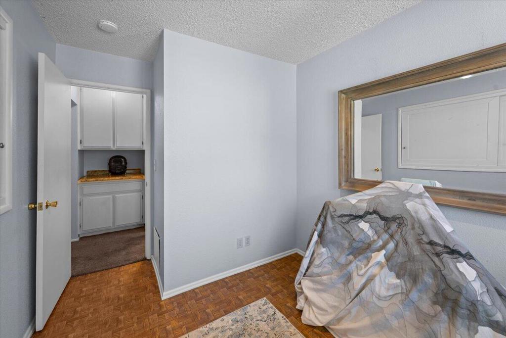 819 Holmes Lane Property Photo 38