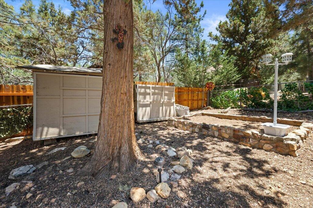 819 Holmes Lane Property Photo 41