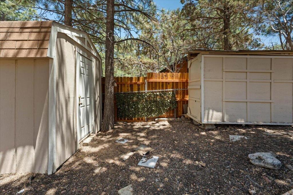 819 Holmes Lane Property Photo 44