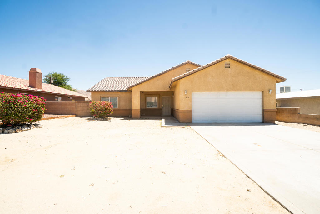 13174 La Mesa Drive Property Photo 1