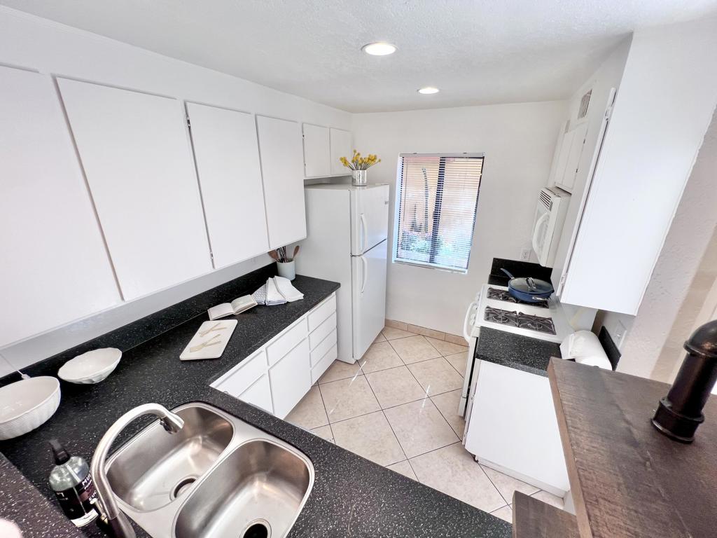48255 Monroe Street 29 Property Photo 8