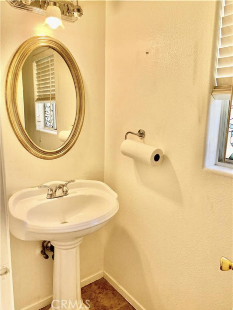 33411 Campus Lane Property Photo 9