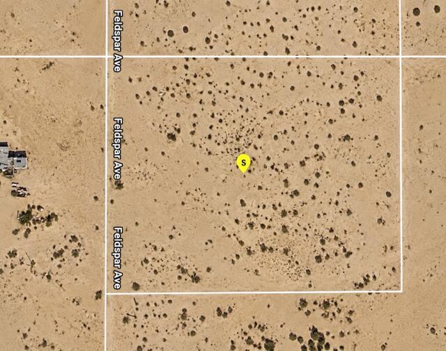 7 Feldspar Avenue Property Photo 2