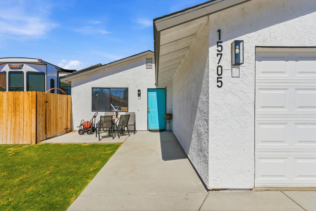 15705 Via Vista Property Photo 3