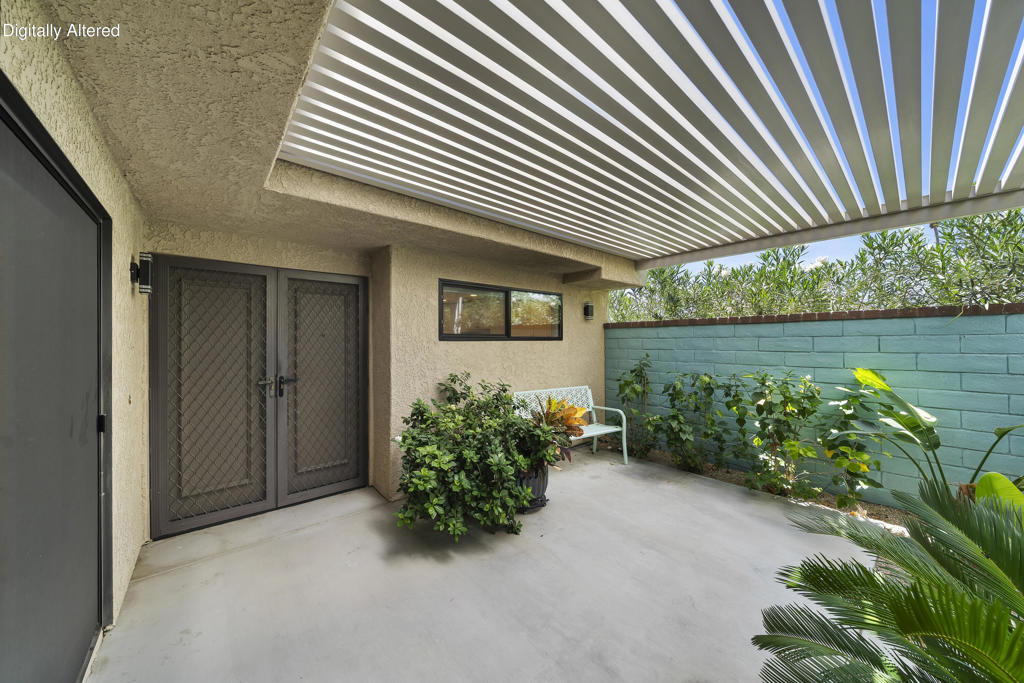 67990 Seven Oaks Drive Property Photo 3