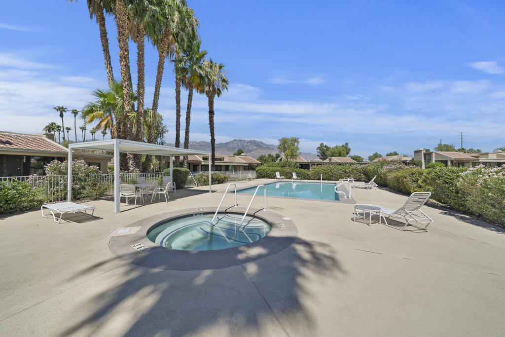 67990 Seven Oaks Drive Property Photo 40