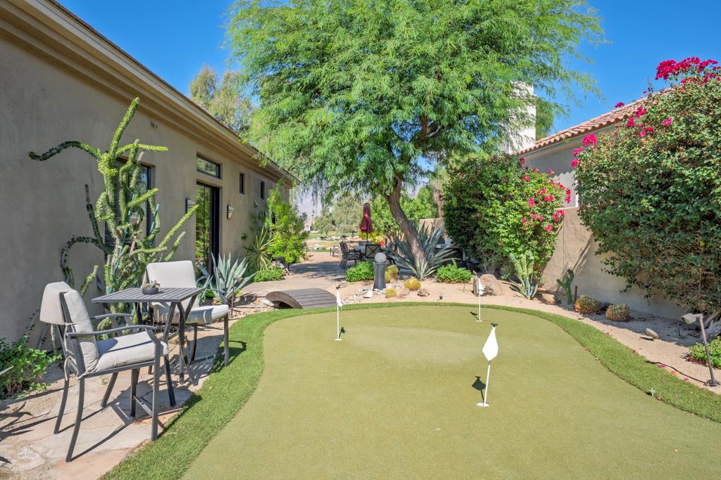 33 Via Las Flores Property Photo 20