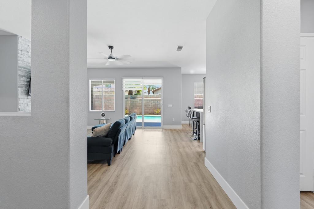 49511 Cinnabar Lane Property Photo 5