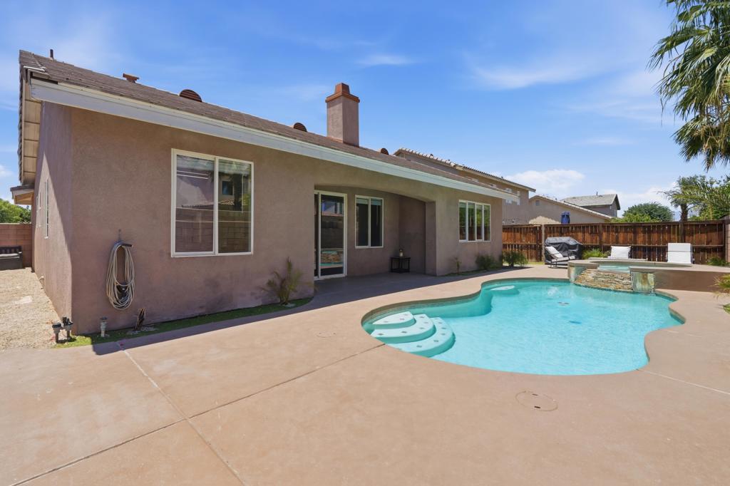49511 Cinnabar Lane Property Photo 54